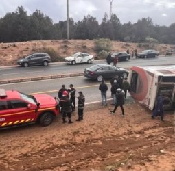 زاكورة.. النيابة العامة تفتح بحثاً قضائياً في فاجعة انقلاب حافلة بتاكونيت