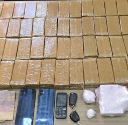 توقيف 3 أشخاص في ضربات أمنية متزامنة  وحجز أزيد من 70 كيلوغراماً من الشيرا والكوكايين
