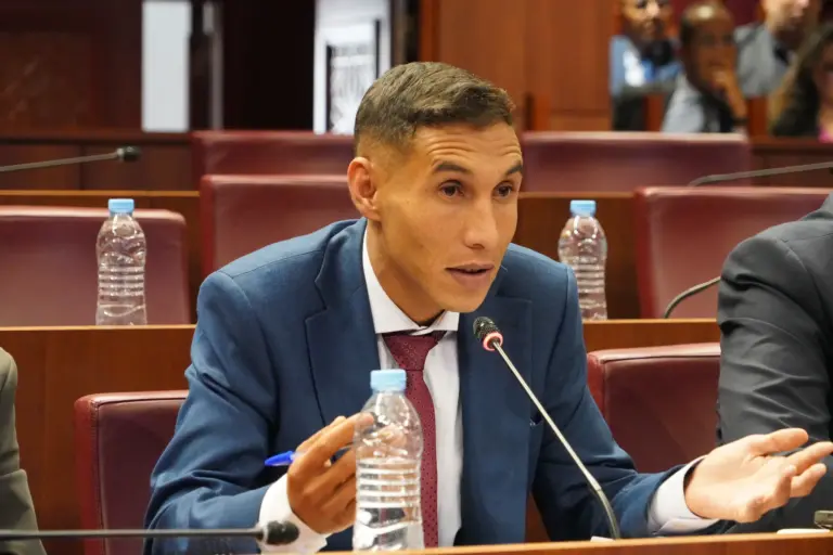 باريك ينتقد غياب البنيات التحتية بإقليمه: «نخلصو الضرائب بحال باقي المغاربة وحنا زيرو تيران وزيرو أوطوروت»