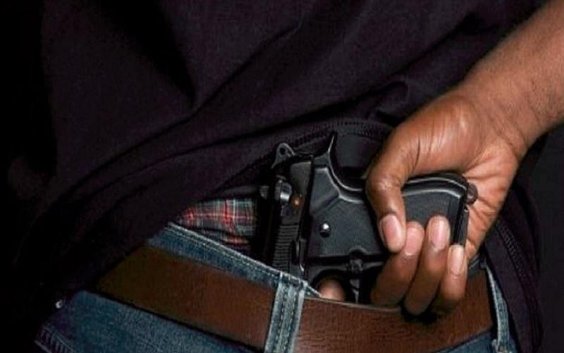 رصاصة تحذيرية تنهي مقاومة شخص مسلح بسلاح أبيض في فاس