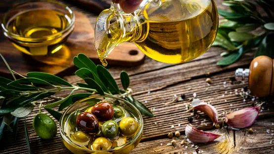 مع حلول موسم الزيتون.. "الذهب الأخضر" صيدلية طبيعية متكاملة لتعزيز المناعة والصحة