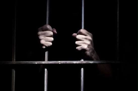 جنايات مراكش تقضي بـ 6 سنوات سجناً نافذاً في حق شرطي بتهمة هتك عرض قاصر