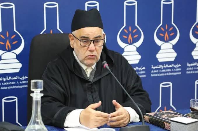 بنكيران يحسم موقف «العدالة والتنمية» من حكومة يقودها «البام» الحزب الخطير