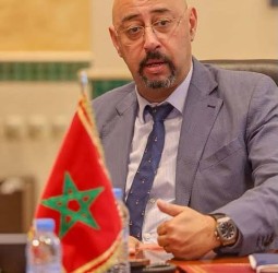 تمديد الحراسة النظرية في حق عمدة طنجة منير ليموري لـ24 ساعة إضافية لتعميق البحث
