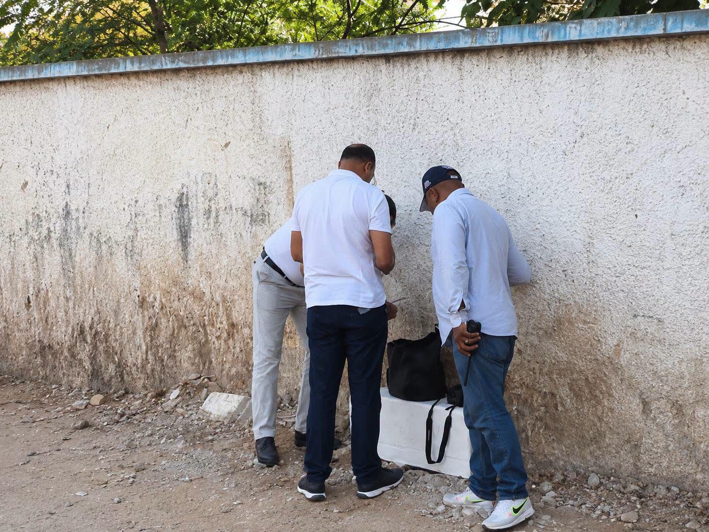 العثور على جثمان رضيع حديث الولادة في ظروف غامضة يستنفر الأجهزة الأمنية