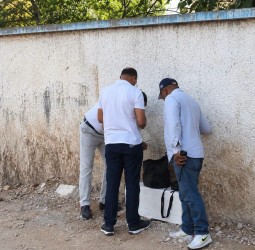 العثور على جثمان رضيع حديث الولادة في ظروف غامضة يستنفر الأجهزة الأمنية