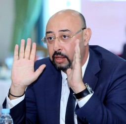 منير ليموري يكسر صمته عبر الصحيفة: سفري إلى إسبانيا لم يكن هروباً من الأبحاث