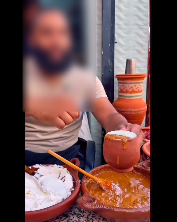 "أكل الهند في قلب مراكش؟".. فطور شعبي يثير عاصفة من الجدل على المنصات الرقمية