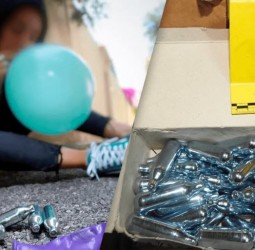 كمين محكم للدرك الملكي بمراكش يسقط مروجي «غاز الضحك» les ballons ومزوري وثائق رسمية